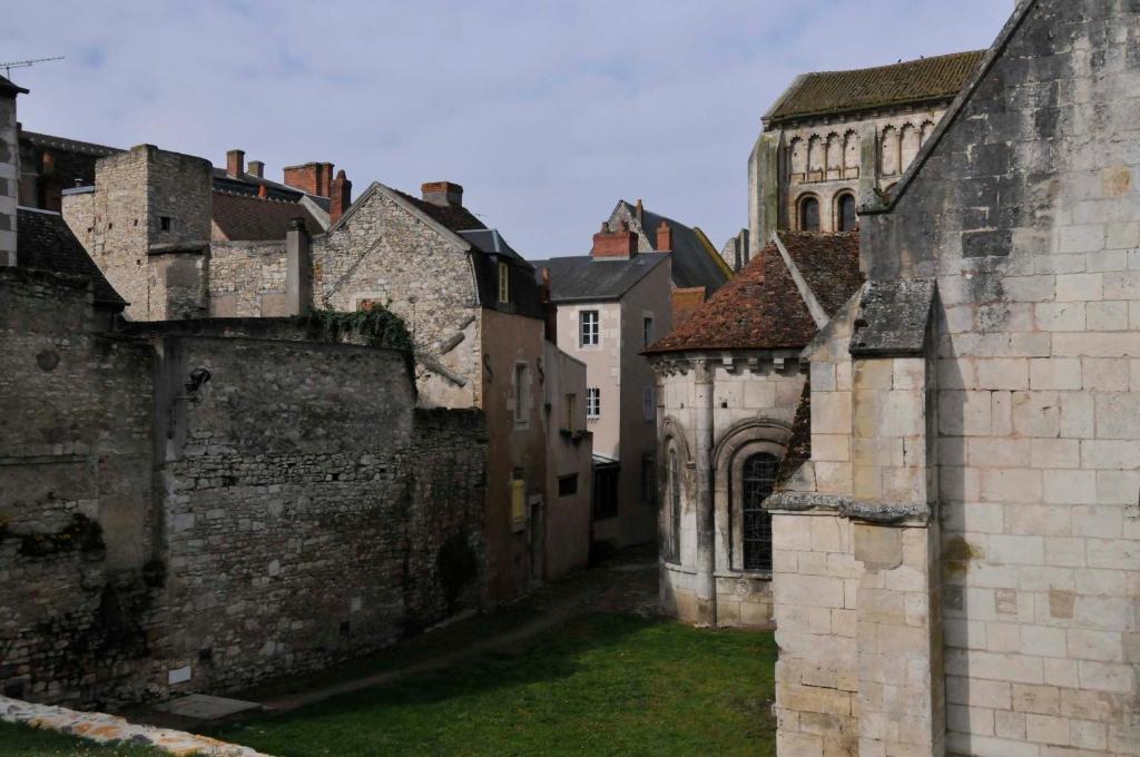 Le Passage Apartment La Charite Bagian luar foto